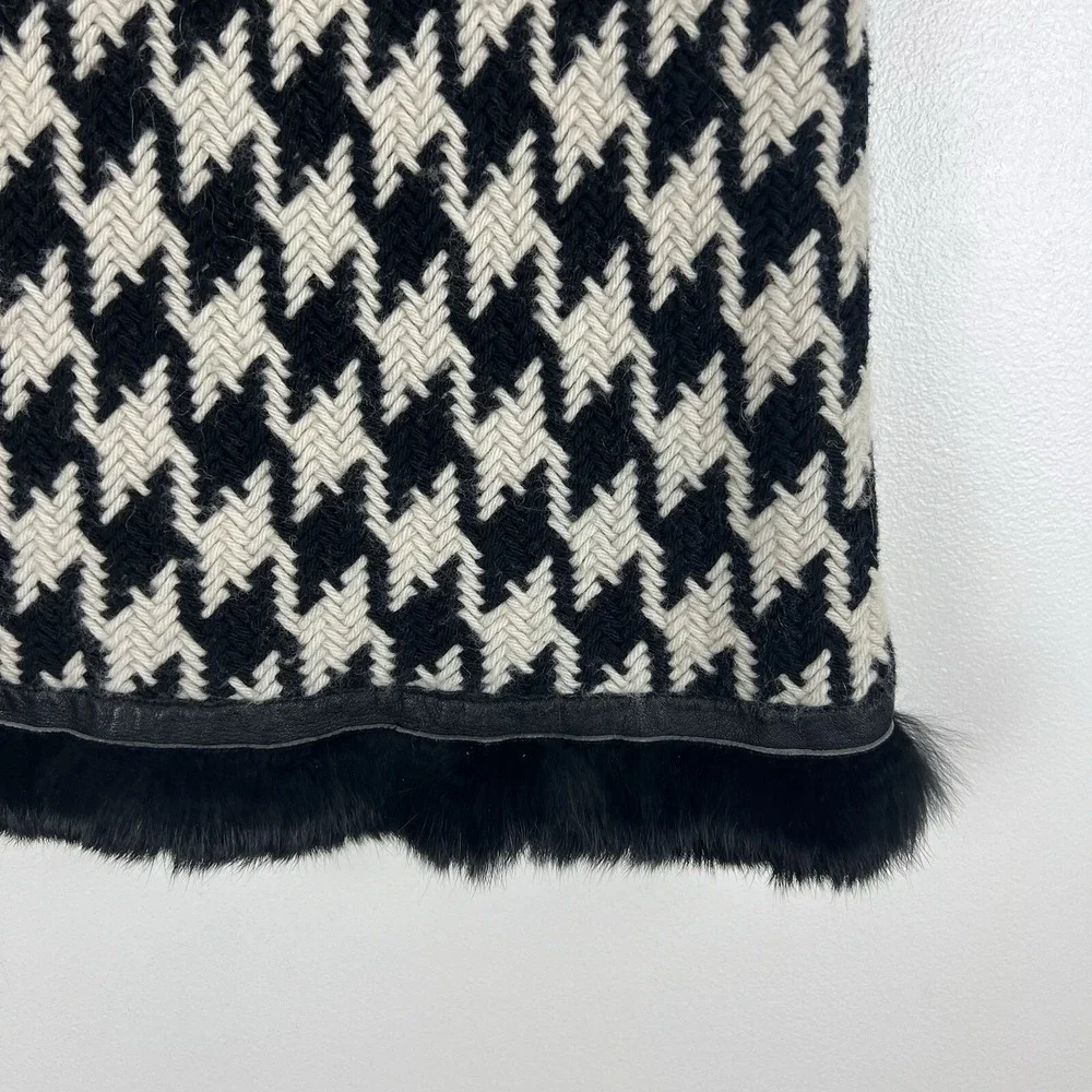 Cynthia Steffe Houndstooth Pencil Skirt Rabbit Fur Trim Sz 6 Parisian Chic Retro